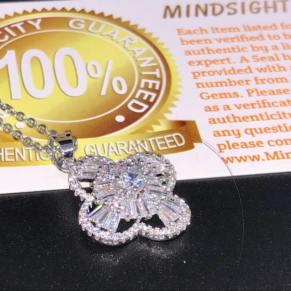 18k Genuine Swarovski Crystal Flower Necklace SALE - Picture 6 of 7